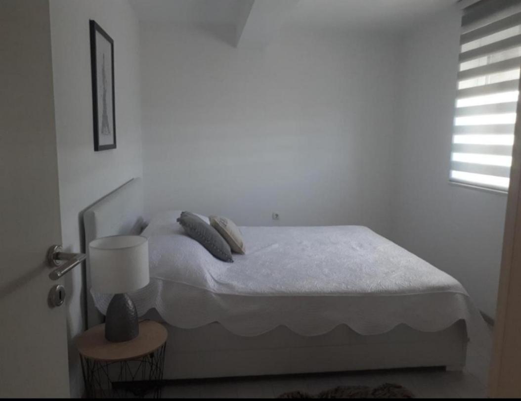 Apartmani Nikola Trogir Exteriör bild